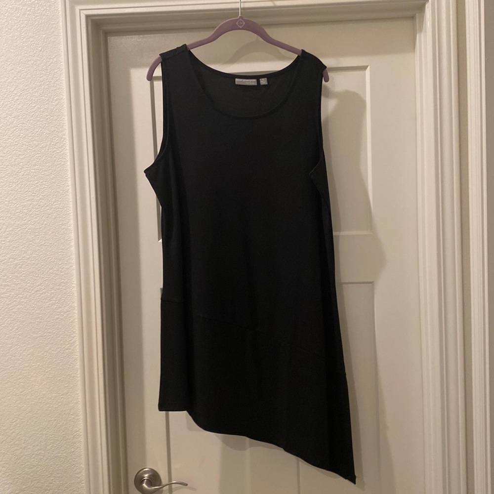 Susan Graver premier asymmetrical tank top black size 1X. New without tags